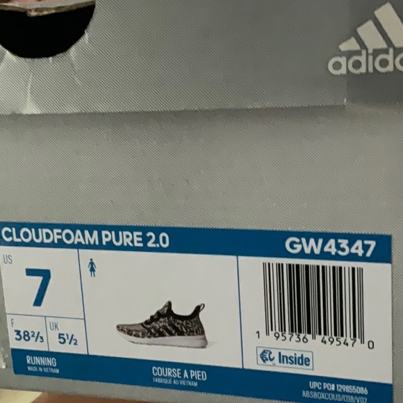 NWT Adidas cloudfoam sneakers. Size 7 - Picture 6 of 6